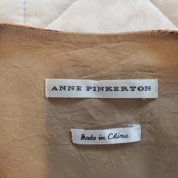 Unique Vintage Silk animal Vest by Anne Pinkerton! Size Large. - Picture 10 of 10